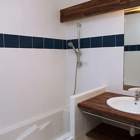 Apart-hotel Comfort L'acacia Lourdes