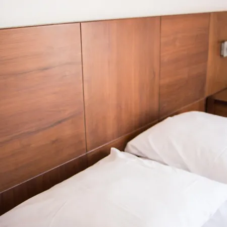 Zenitude Hôtel-résidences L'acacia Hotel 3*