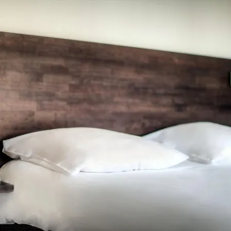 Zenitude Hôtel-résidences L'acacia Hotel