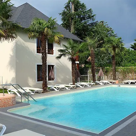 Hotel Zenitude Hôtel-résidences L'acacia