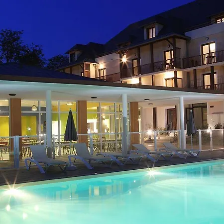 Hotell Comfort L'acacia Lourdes