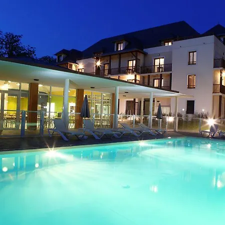 Zenitude Hôtel-résidences L'acacia Hotel
