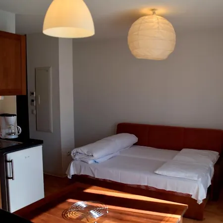 Hotel Zenitude Hôtel-résidences L'acacia