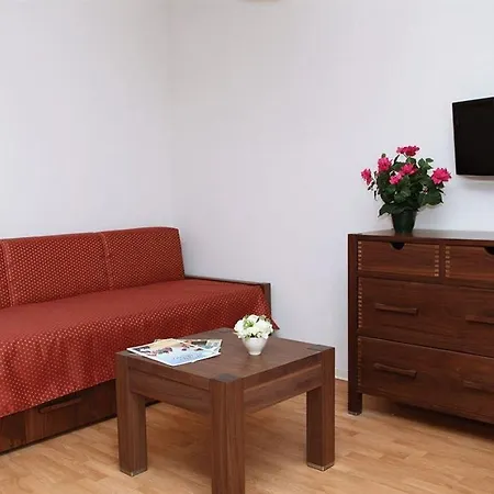 Hotell Comfort L'acacia Lourdes