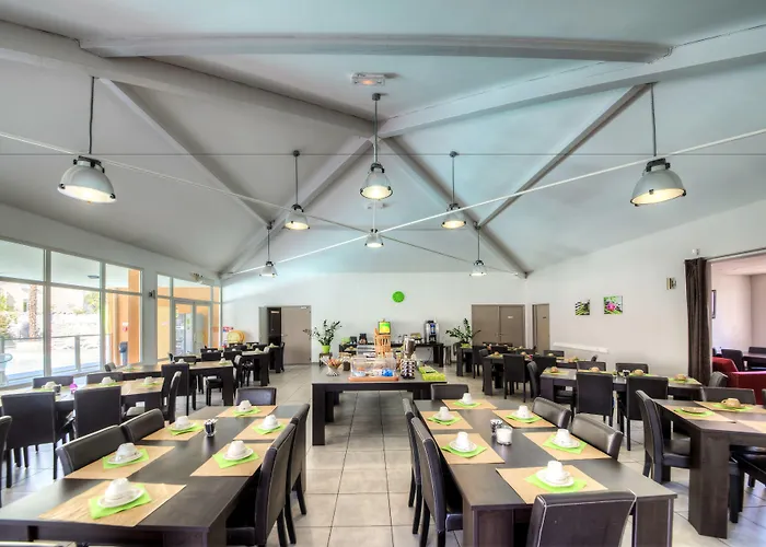 Comfort L'acacia Hotel 3*