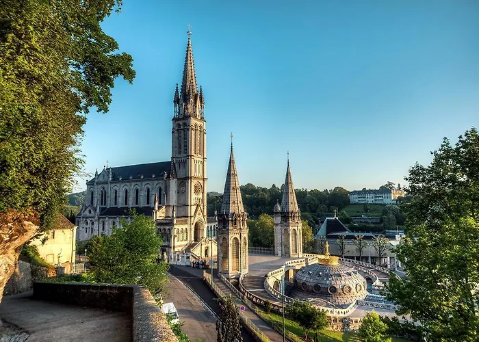 Comfort L'acacia 3* Lurdy