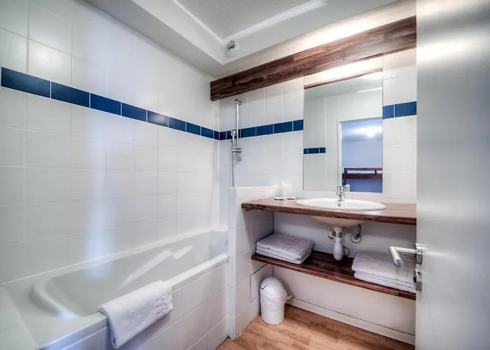 Hotel Comfort L'acacia Lourdes